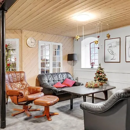 1 Bedroom Lovely In V * Έσμπιεργκ