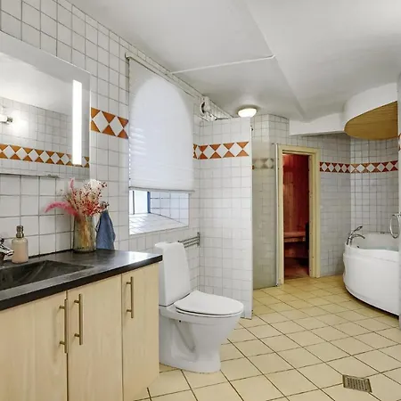 1 Bedroom Lovely In V 아파트